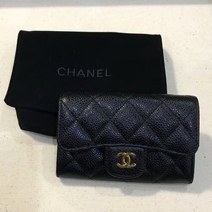 Chanel caviar quilted card holder black